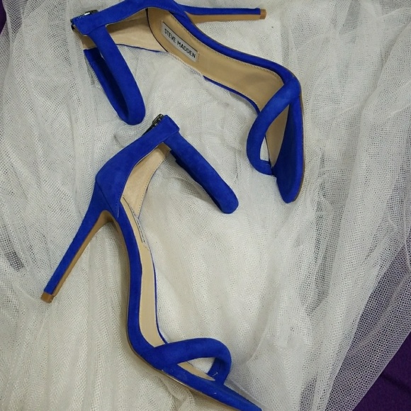 Steve Madden Shoes - Steve Madden Fancci Heels